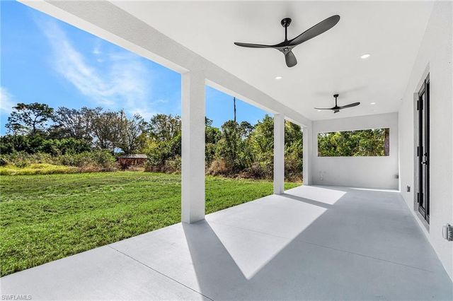 406 Lincoln AVE, Lehigh Acres, FL 33972