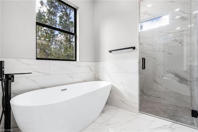 406 Lincoln AVE, Lehigh Acres, FL 33972