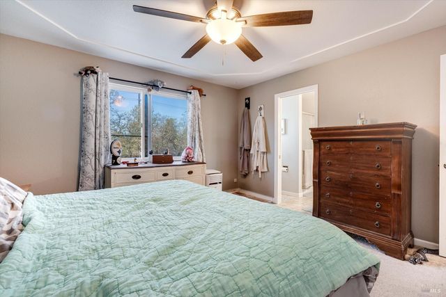 532 Walten Way, Windsor, CA 95492