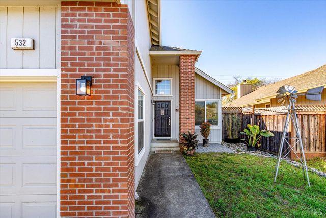 532 Walten Way, Windsor, CA 95492