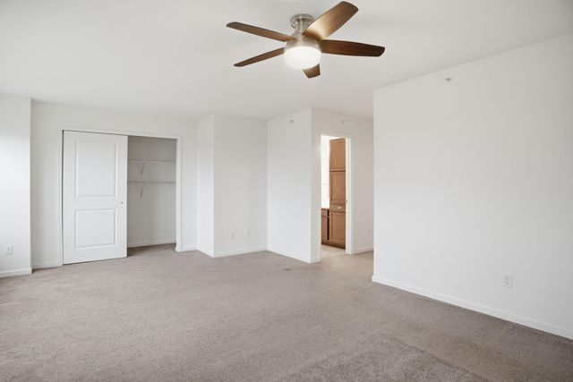 4035 River Valley Way, Eagan, MN 55122