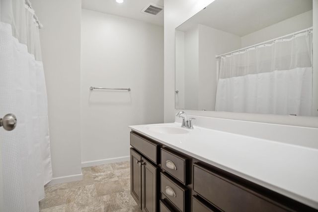 4035 River Valley Way, Eagan, MN 55122