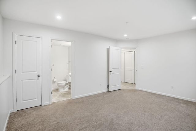 4035 River Valley Way, Eagan, MN 55122