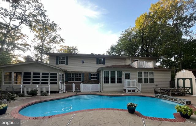 3203 RIVERVIEW DR, Triangle, VA 22172