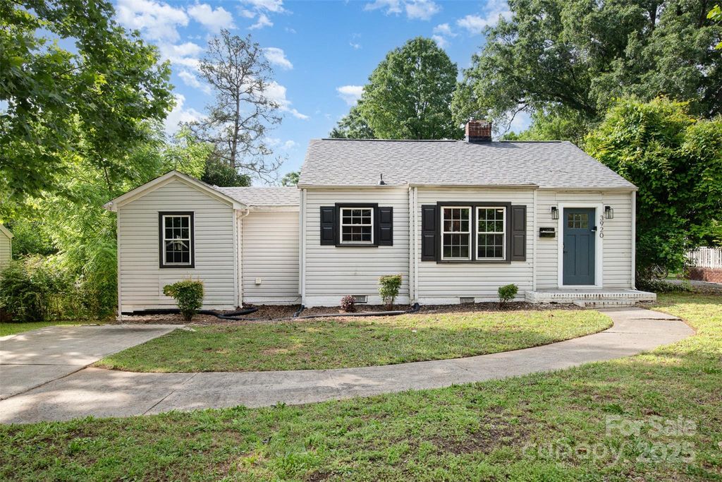 3920 Admiral Avenue, Charlotte, NC 28205