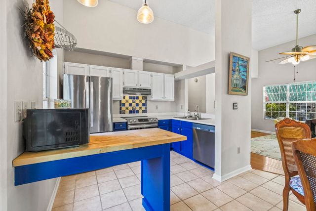 322 Navigators Dr., Pawleys Island, SC 29585