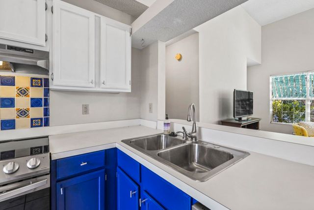 322 Navigators Dr., Pawleys Island, SC 29585