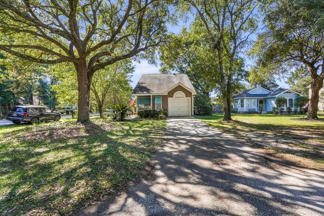 322 Navigators Dr., Pawleys Island, SC 29585