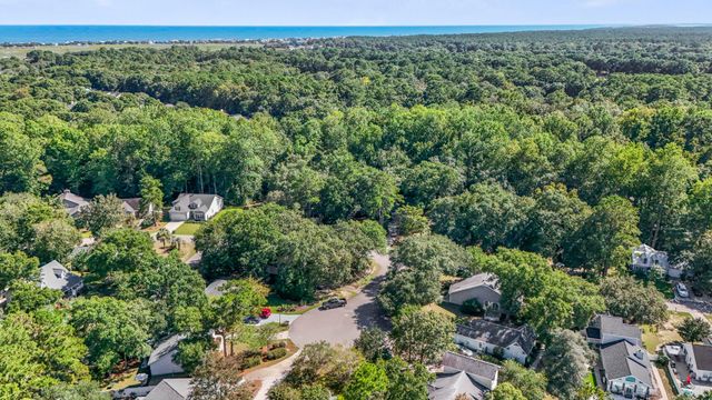 322 Navigators Dr., Pawleys Island, SC 29585