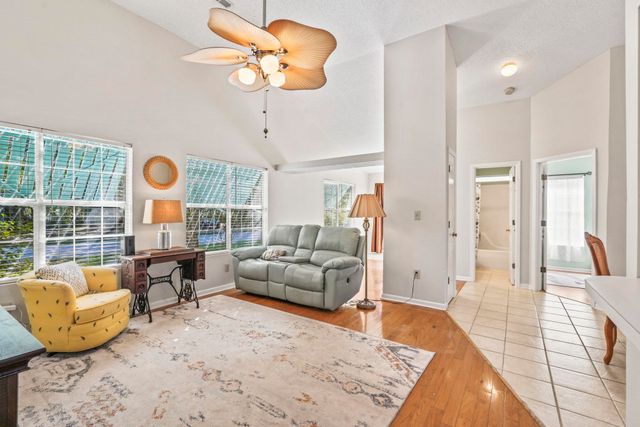 322 Navigators Dr., Pawleys Island, SC 29585