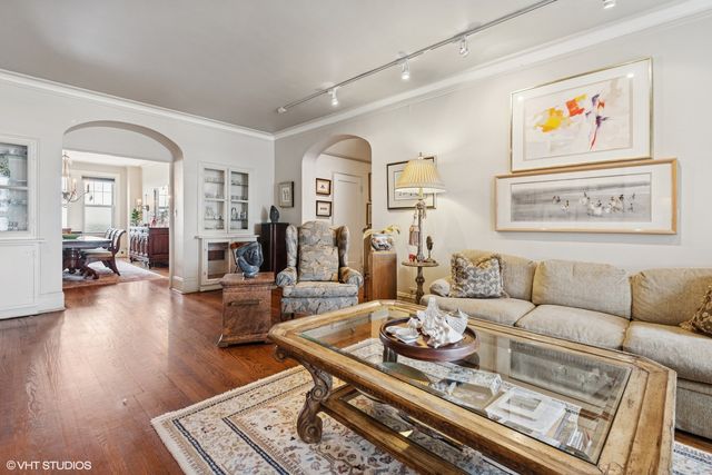 5000 S East End Avenue 23A, Chicago, IL 60615