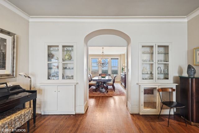 5000 S East End Avenue 23A, Chicago, IL 60615