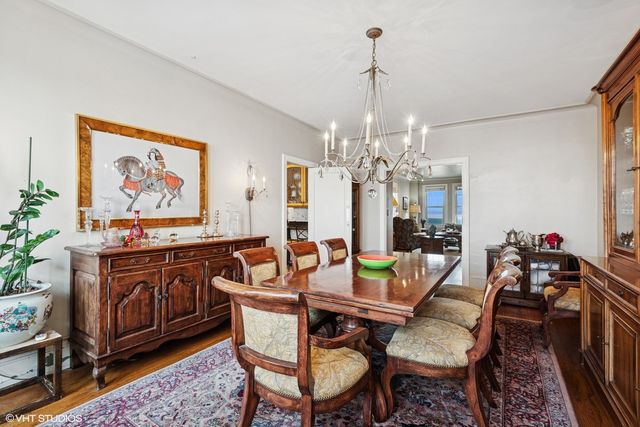 5000 S East End Avenue 23A, Chicago, IL 60615