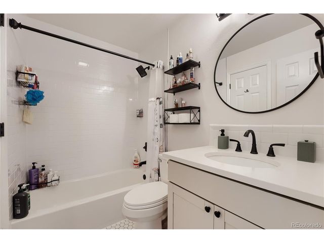4094 S Carson St C, Aurora, CO 80014