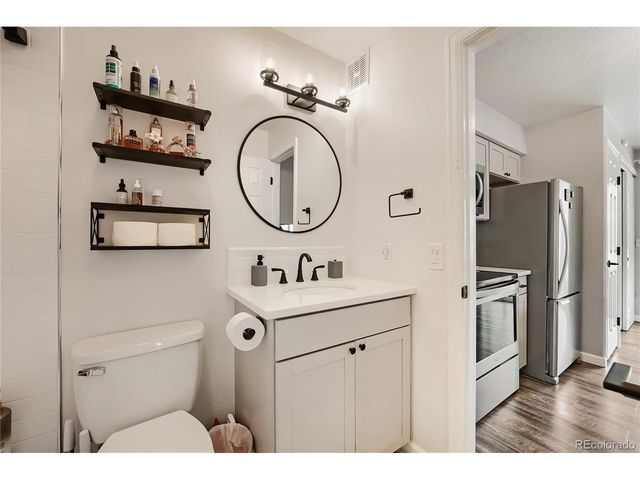 4094 S Carson St C, Aurora, CO 80014