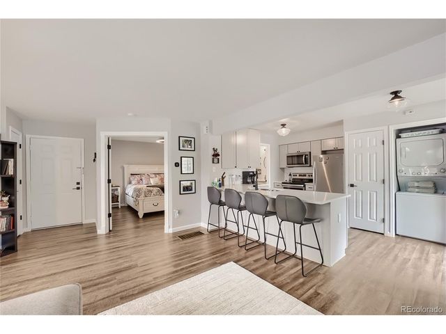 4094 S Carson St C, Aurora, CO 80014