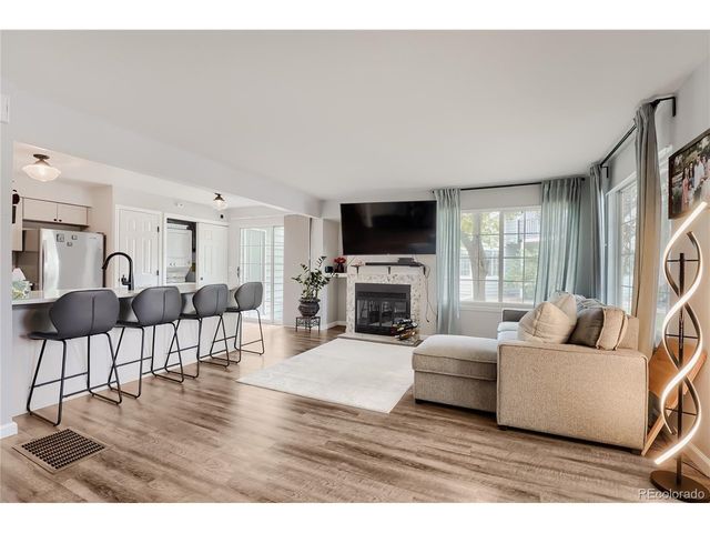 4094 S Carson St C, Aurora, CO 80014