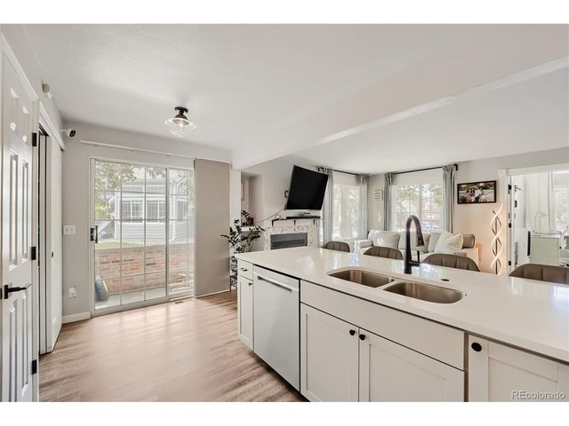 4094 S Carson St C, Aurora, CO 80014