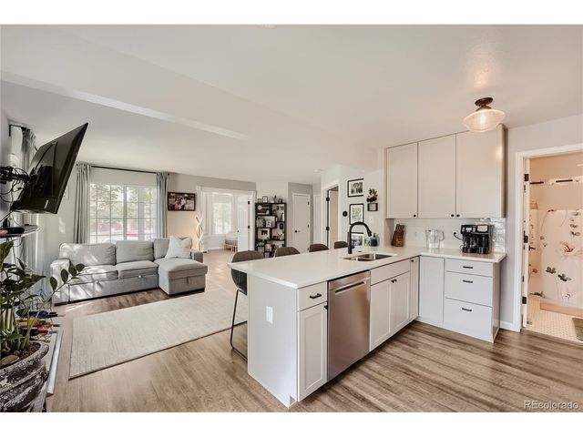 4094 S Carson St C, Aurora, CO 80014