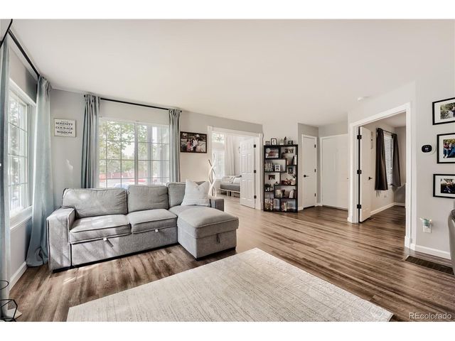 4094 S Carson St C, Aurora, CO 80014