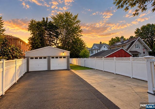 146 Poplar, Ridgefield Park, NJ 07660