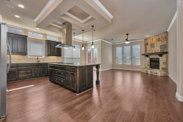 448 Chestnut Lane, Roanoke, TX 76262