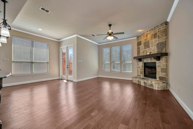 448 Chestnut Lane, Roanoke, TX 76262