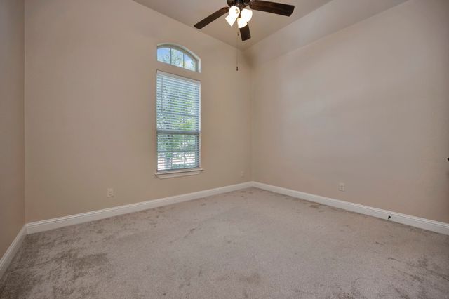 448 Chestnut Lane, Roanoke, TX 76262