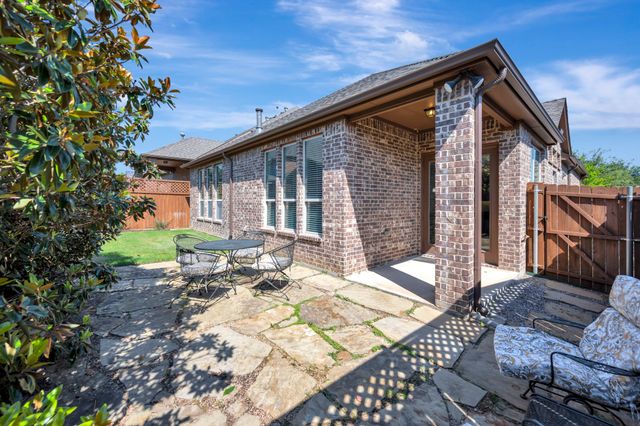 448 Chestnut Lane, Roanoke, TX 76262