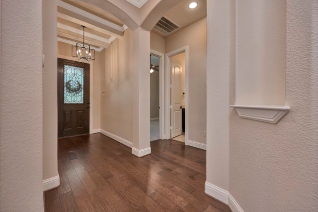 448 Chestnut Lane, Roanoke, TX 76262