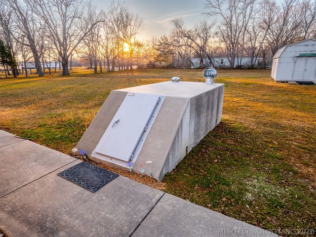 408 S 10th, Hartshorne, OK 74547