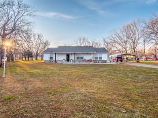 408 S 10th, Hartshorne, OK 74547