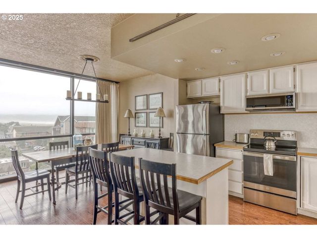 475 S PROM 518, Seaside, OR 97138