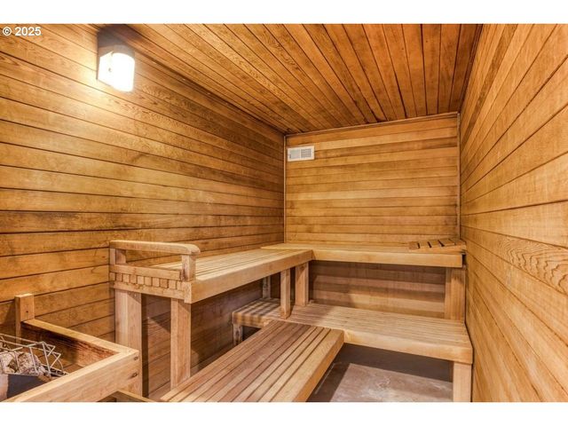 475 S PROM 518, Seaside, OR 97138