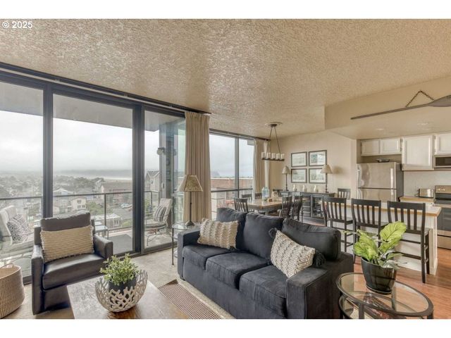 475 S PROM 518, Seaside, OR 97138