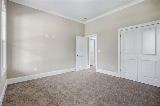 137 Twin Oaks Drive, Hampton, GA 30228