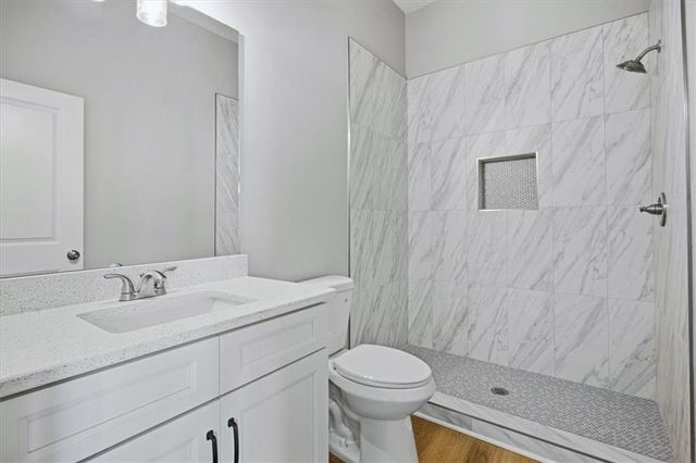 137 Twin Oaks Drive, Hampton, GA 30228