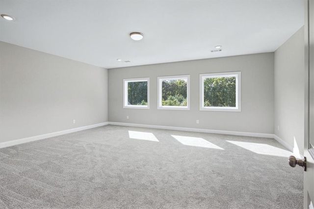 137 Twin Oaks Drive, Hampton, GA 30228