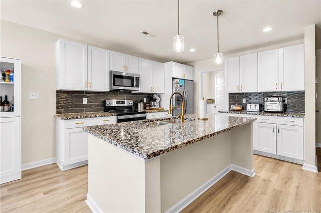 1733 Ramsdale Road, Hope Mills, NC 28348