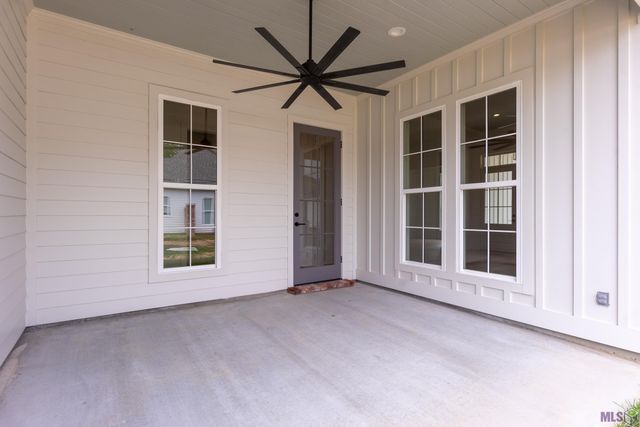 7517 Mcmahon Dr, Baton Rouge, LA 70817