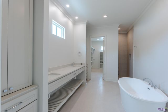 7517 Mcmahon Dr, Baton Rouge, LA 70817