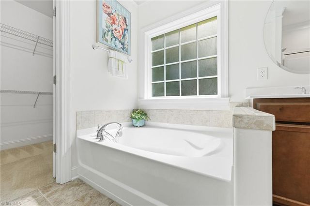 2958 York Place Drive, Walkertown, NC 27051