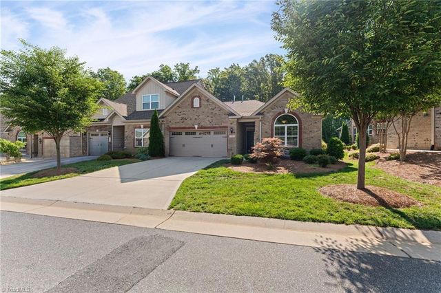 2958 York Place Drive, Walkertown, NC 27051