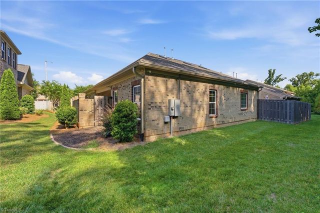 2958 York Place Drive, Walkertown, NC 27051