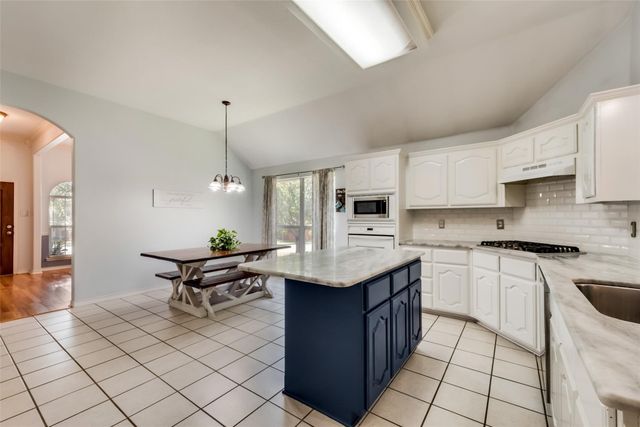 2730 Fern Valley Lane, Rockwall, TX 75087