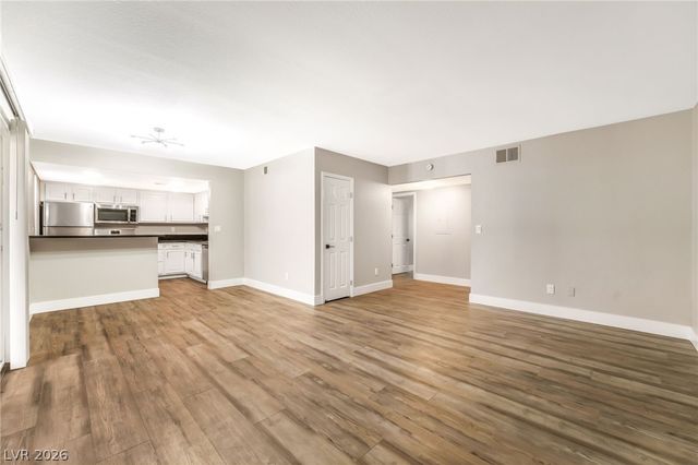 5317 Indian River Drive 295, Las Vegas, NV 89103