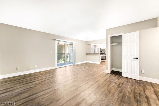 5317 Indian River Drive 295, Las Vegas, NV 89103