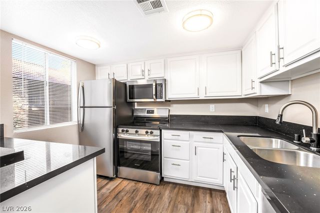 5317 Indian River Drive 295, Las Vegas, NV 89103