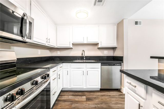 5317 Indian River Drive 295, Las Vegas, NV 89103