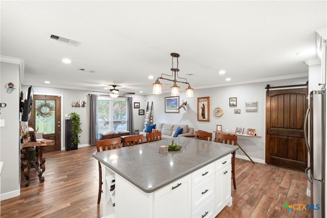 504 County Road 825, West Columbia, TX 77486